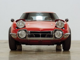 toyota-2000gt-02.jpg
