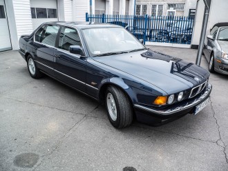 bmw-750il-02.jpg