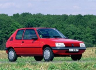 thumb_Peugeot_205_2.jpg