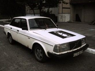 volvo car gangsta 112 small.jpg