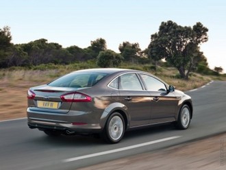 ford-mondeo-зад.jpg