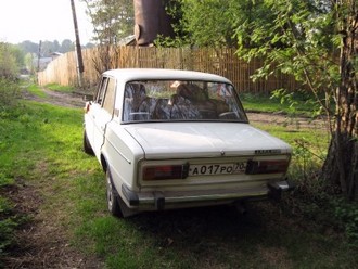 1-avtomobil-vaz-2106.jpg