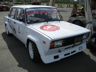 y_ef76536e.jpg