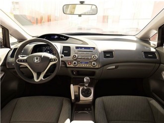 honda_civic_4d.jpg