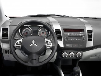 autowp_ru_mitsubishi_outlander_concept_4.jpg