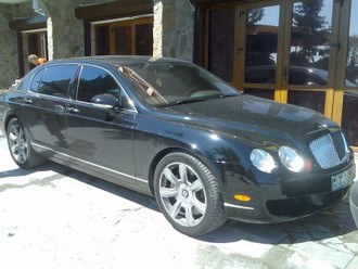 BENTLEY .jpg