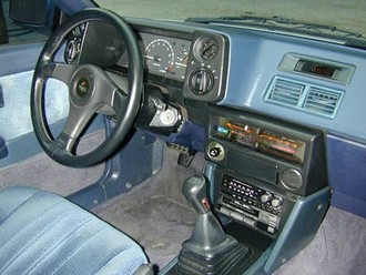 corollainterior[1].jpg